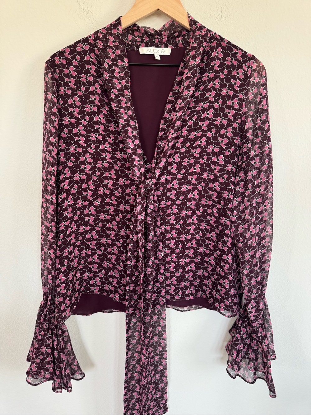 Alexis 100% Silk Printed Ruffle Tie Neck Bell Sleeve Blouse Designer Medium